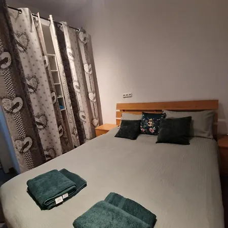 In Sunny Appartement