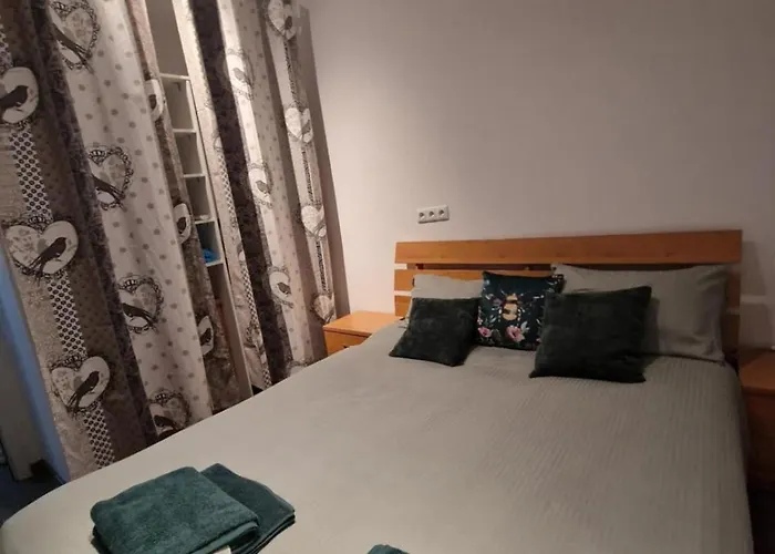 In Sunny Appartement